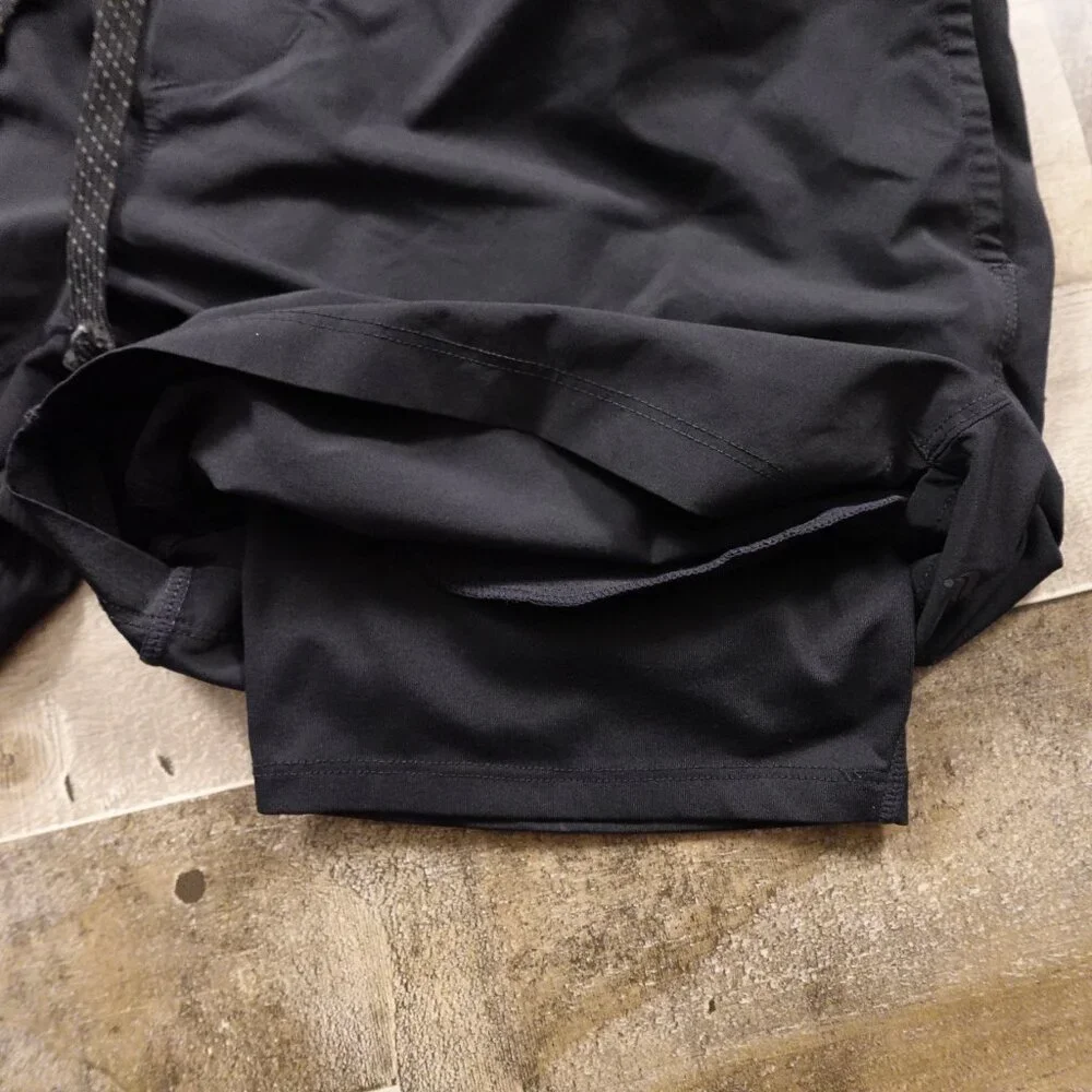 Fabletics‎ Men’s Bundle Medium – Joggers & Lined Athletic Shorts